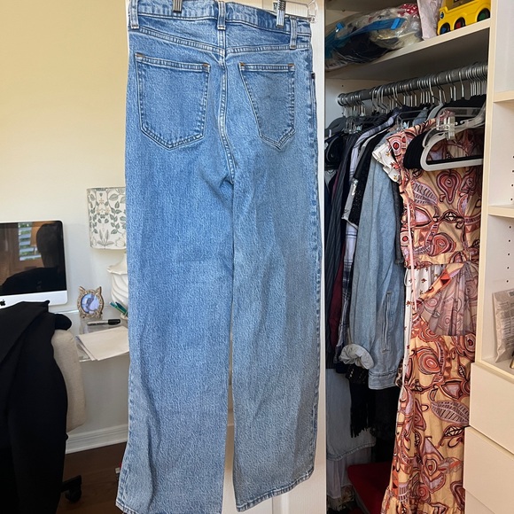 Abercrombie 90s Relaxed Jean High Rise Size 27 Short - Picture 4 of 4